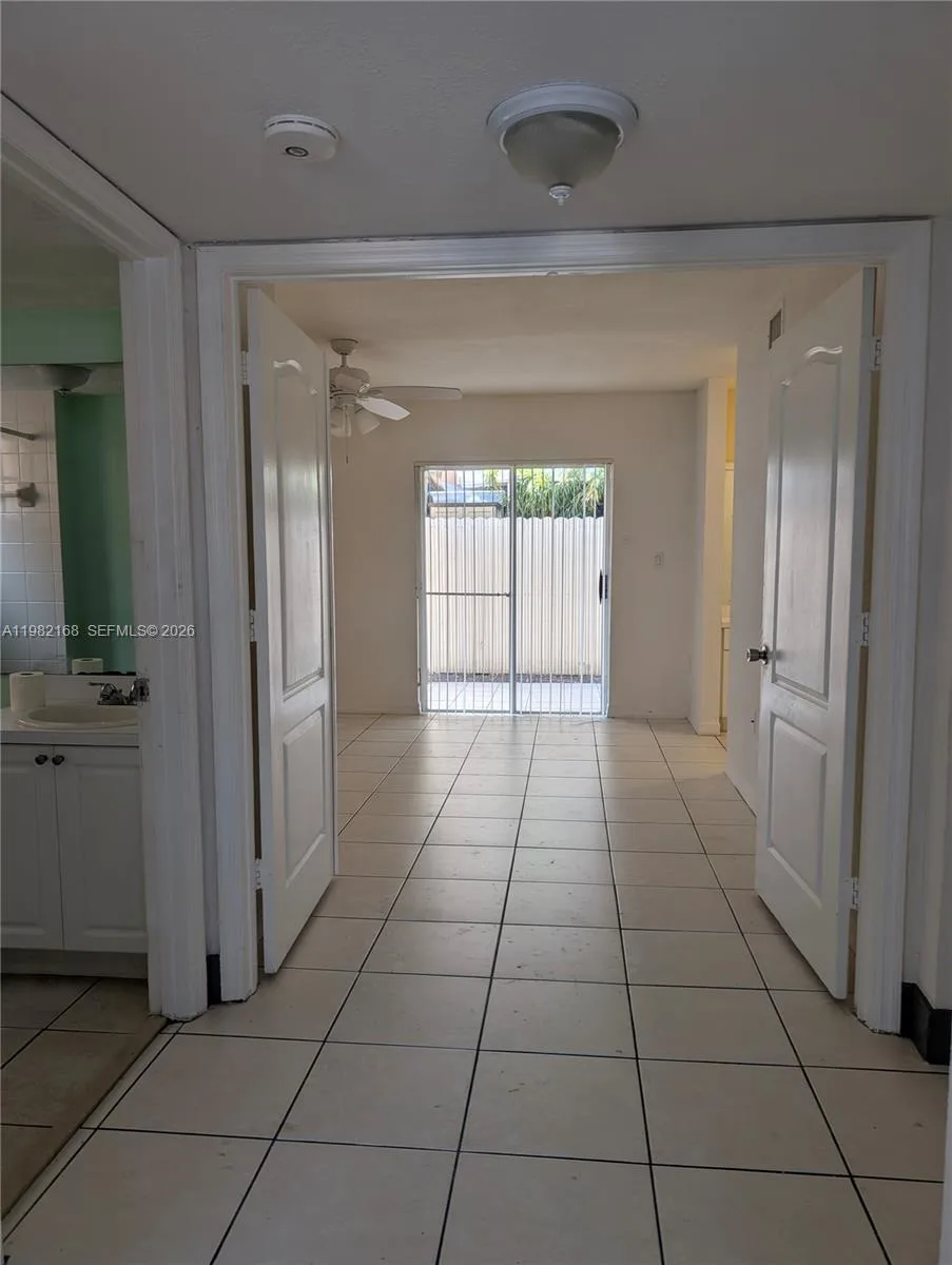 2485 W 76th St # 109, Hialeah, FL 33016 photo 13
