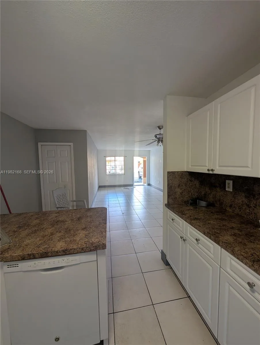 2485 W 76th St # 109, Hialeah, FL 33016 photo 9