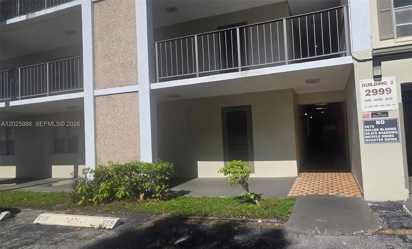 2999 NW 48th Ave # 246, Lauderdale Lakes, FL 33313