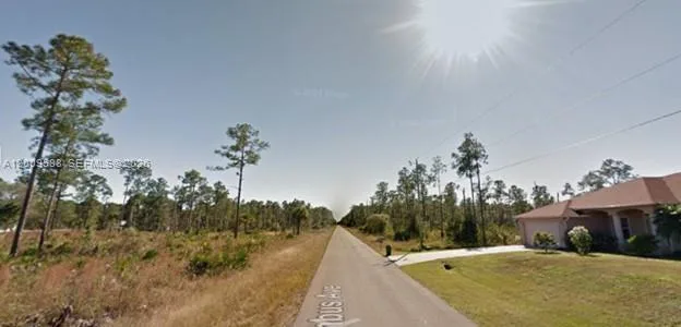 918 Columbus Ave, Lehigh Acres, FL 33972 photo 3