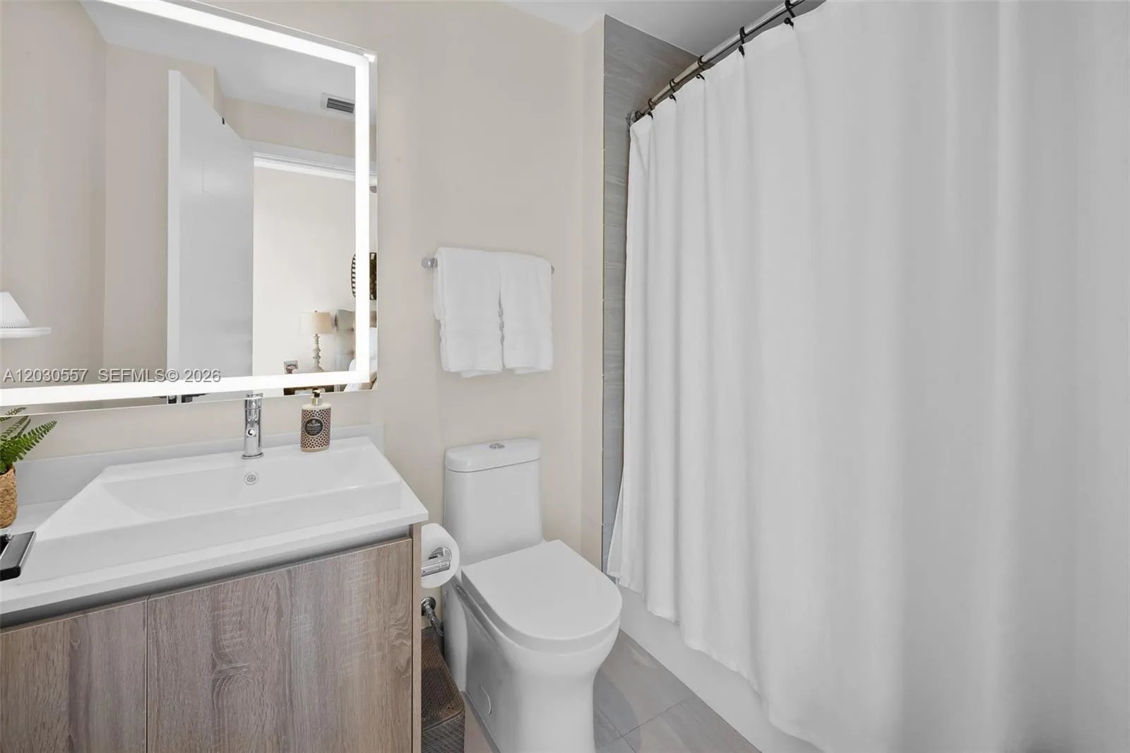 2960 NE 207th St # 10, Aventura, FL 33180 photo 12