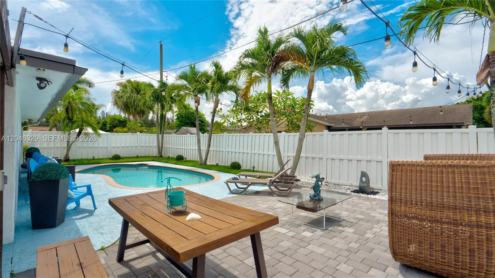 11370 NW 46th Pl, Sunrise, FL 33323 photo 4