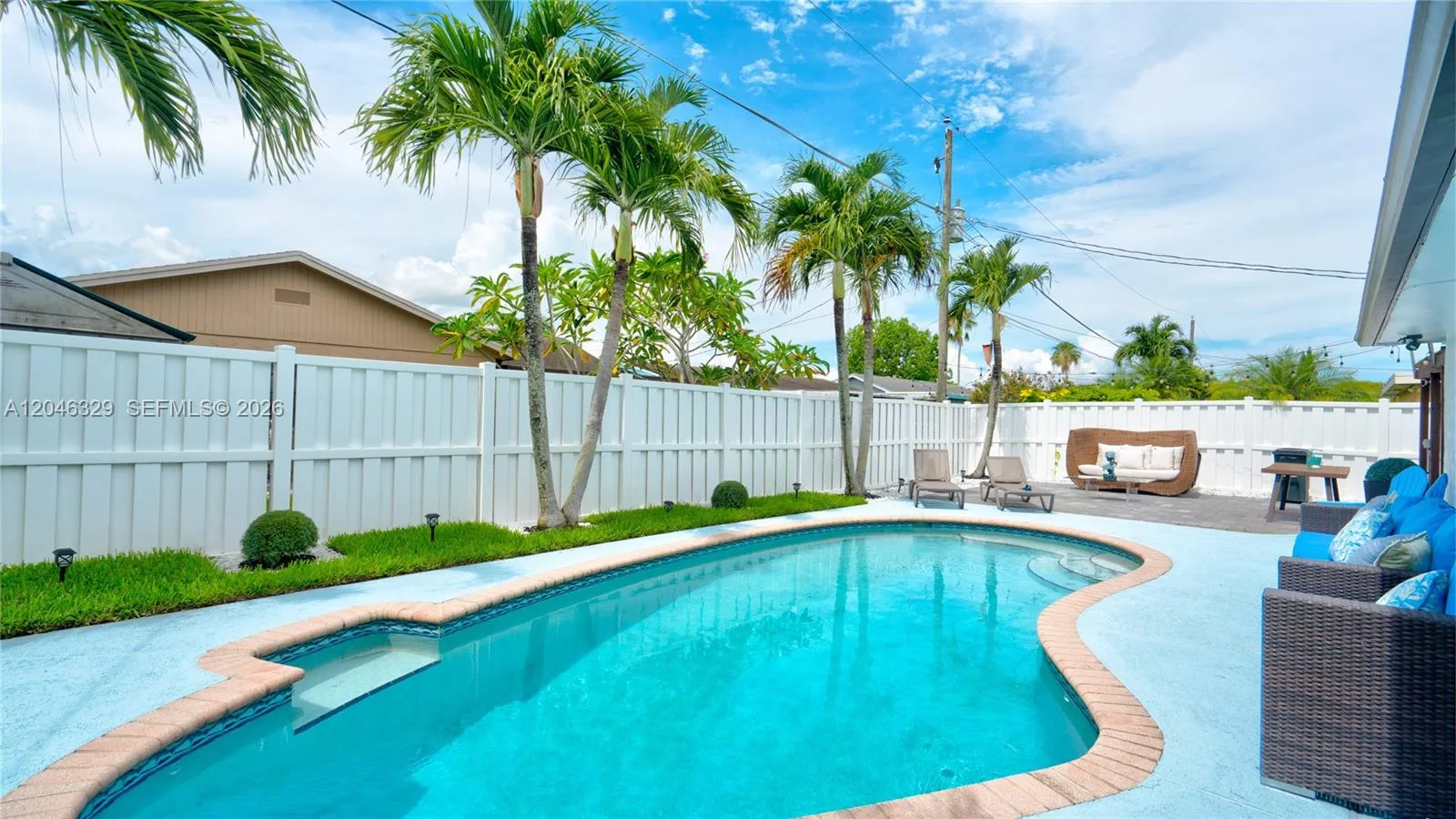 11370 NW 46th Pl, Sunrise, FL 33323 photo 8