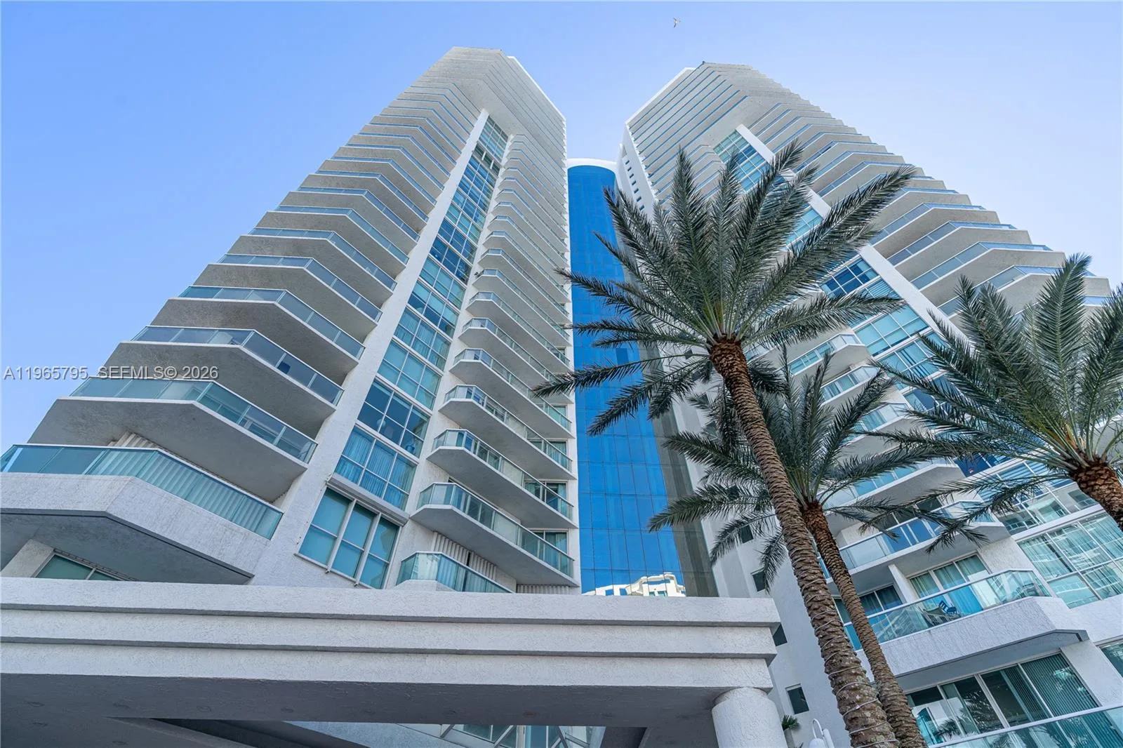 16400 Collins Ave # 744, Sunny Isles Beach, FL 33160