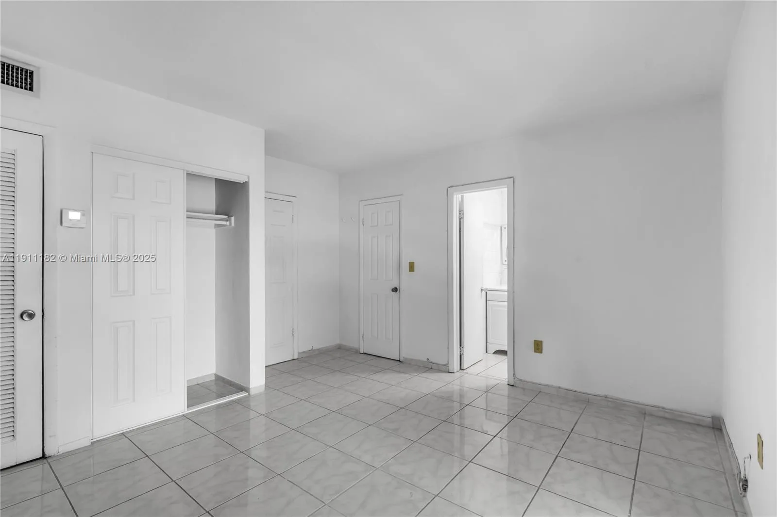 1330 W 54th St # 302C, Hialeah, FL 33012 photo 11