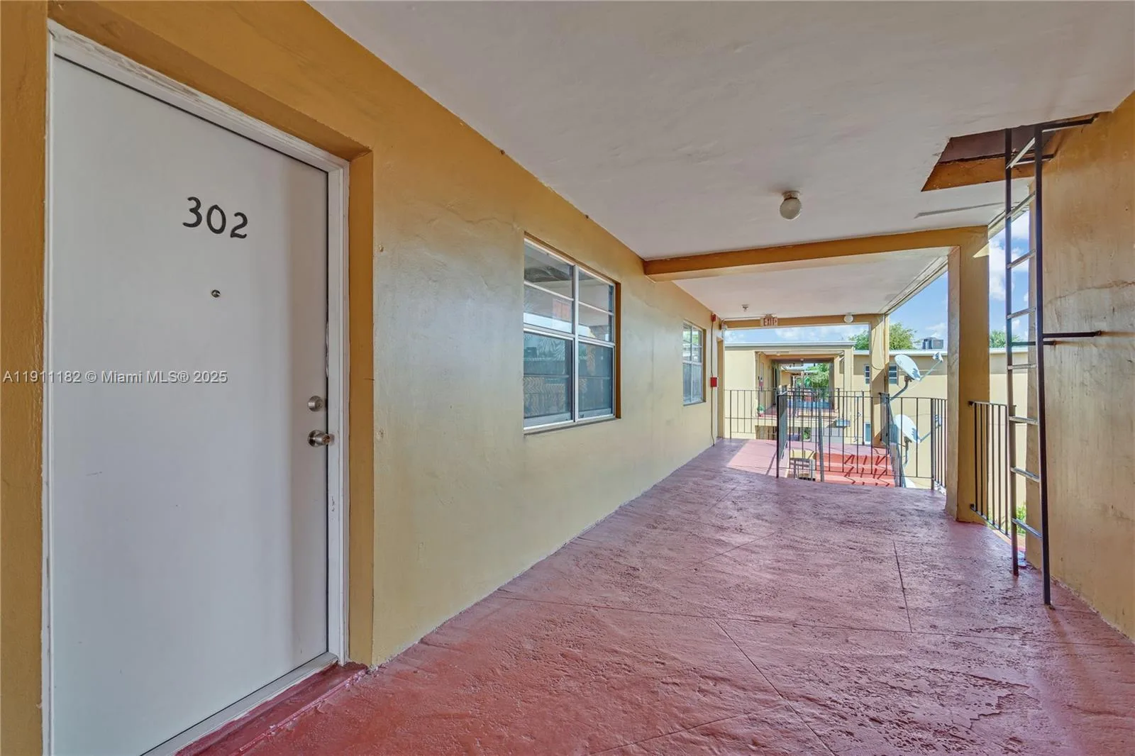 1330 W 54th St # 302C, Hialeah, FL 33012 photo 3