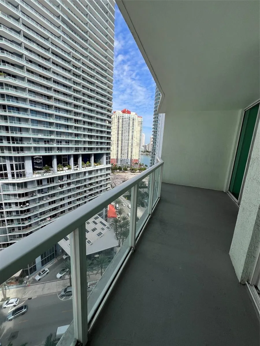 218 SE 14th Street # 1806, Miami, FL 33131 photo 10