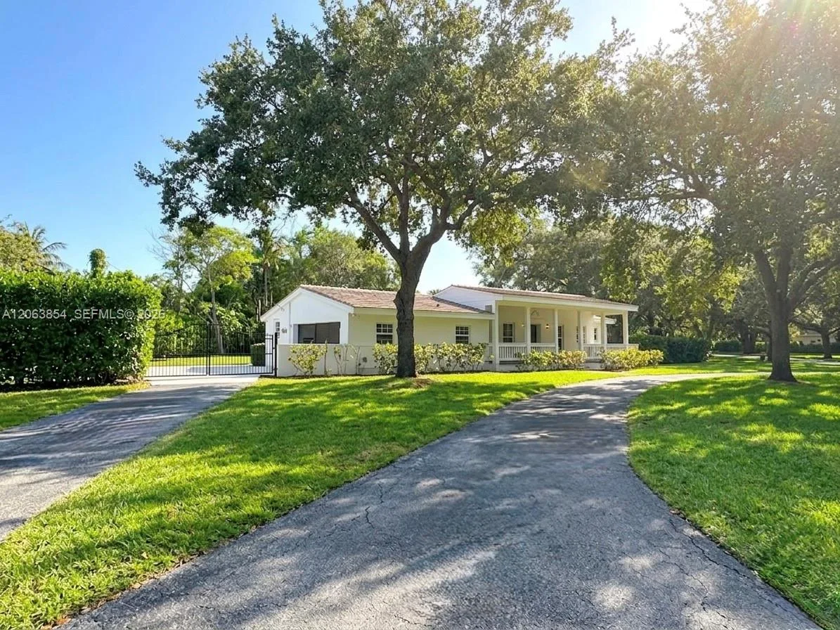 12345 SW 63rd Ave, Pinecrest, FL 33156