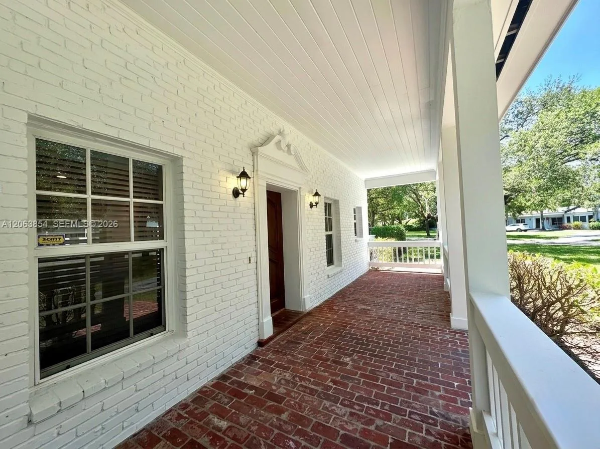 12345 SW 63rd Ave, Pinecrest, FL 33156 photo 3