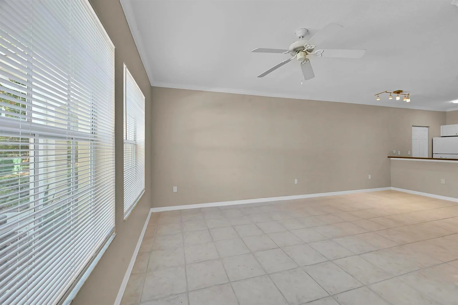 196 SE Kitching Circle, Stuart, FL 34994 photo 3