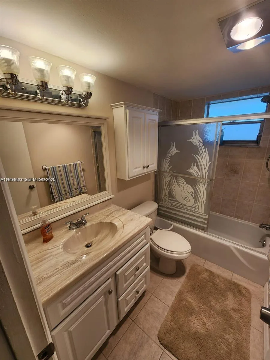 950 Hillcrest Dr # 102, Hollywood, FL 33021 photo 8