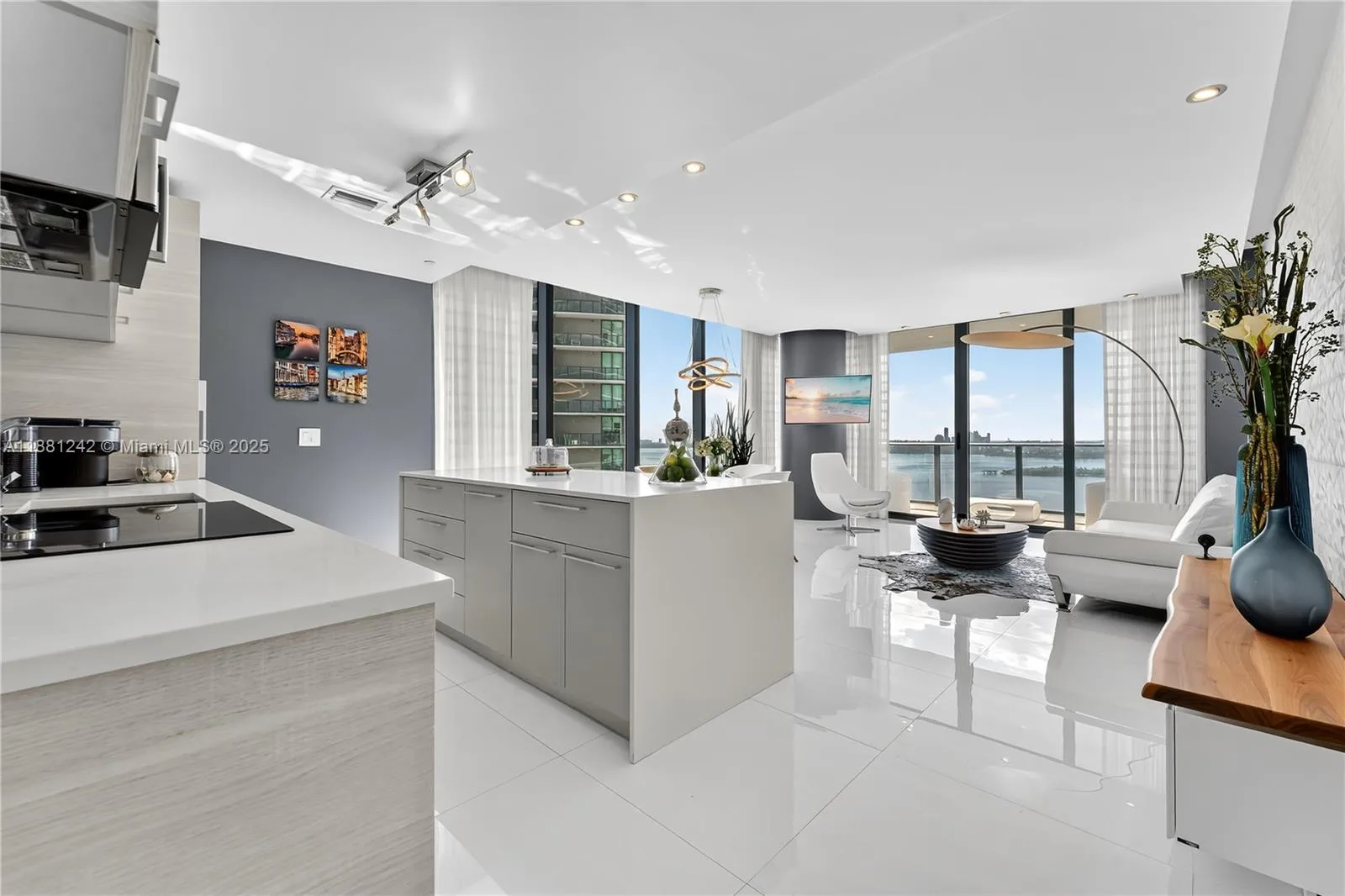 650 NE 32nd St # 2407, Miami, FL 33137 photo 8