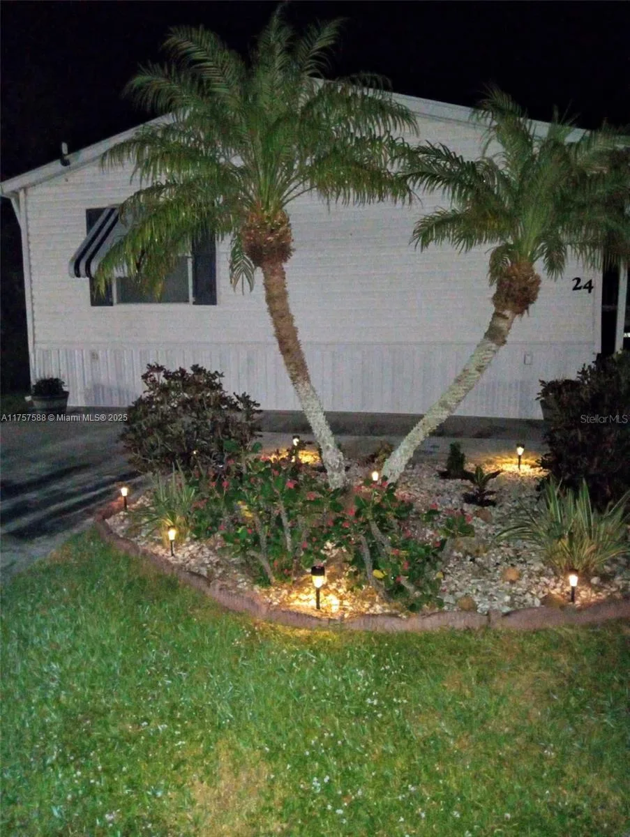 1601 SE US Highway 441 #24, Okeechobee, FL 34974