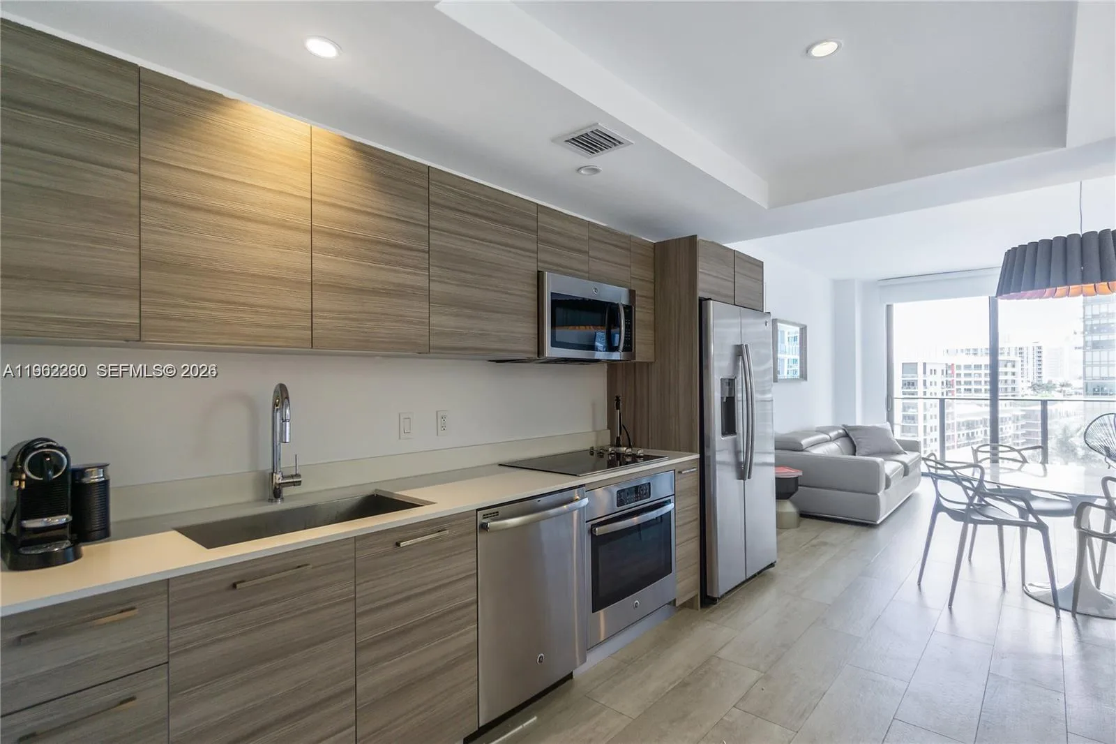 121 NE 34th St # 1203, Miami, FL 33137 photo 5