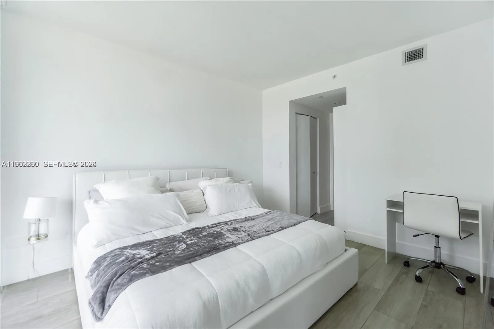 121 NE 34th St # 1203, Miami, FL 33137 photo 7
