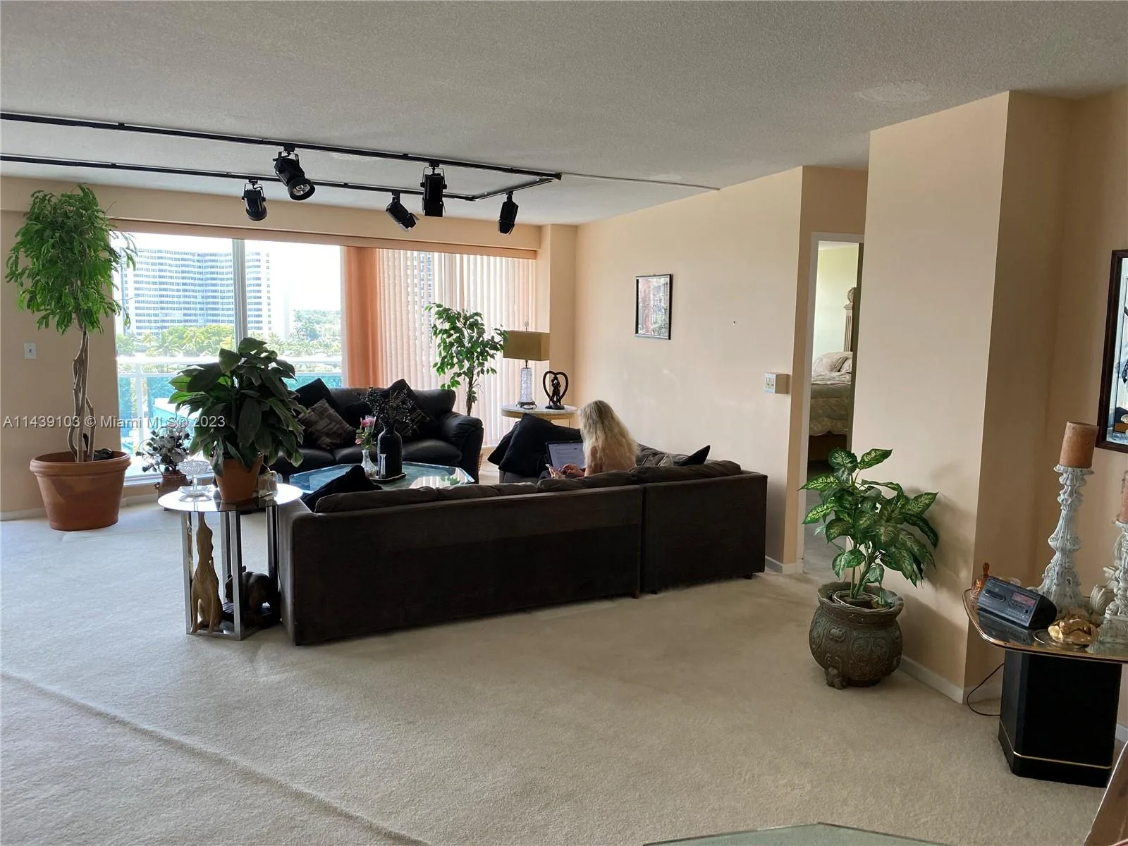 3430 Galt Ocean Dr # 712, Fort Lauderdale, FL 33308 photo 4