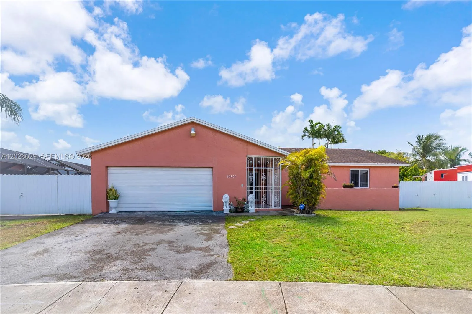 25701 SW 133rd Ct, Homestead, FL 33032 photo 2