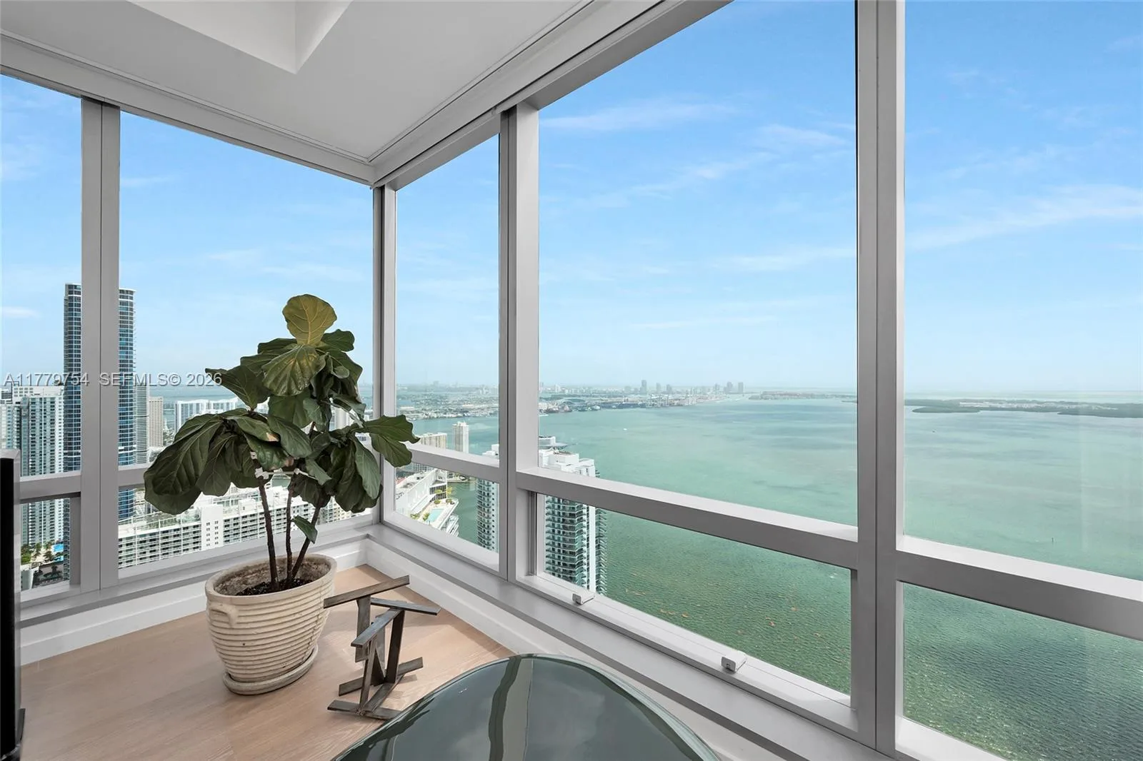 1425 Brickell Ave # 61E, Miami, FL 33131