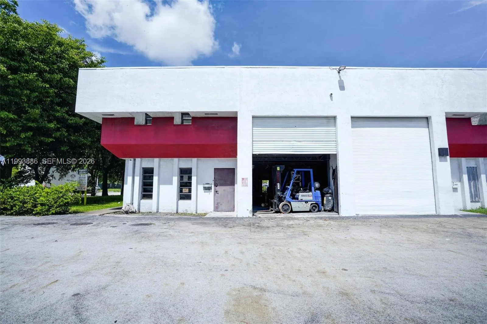 Warehouse/Restaurant For Sale In Doral, Doral, FL 33166 photo 5