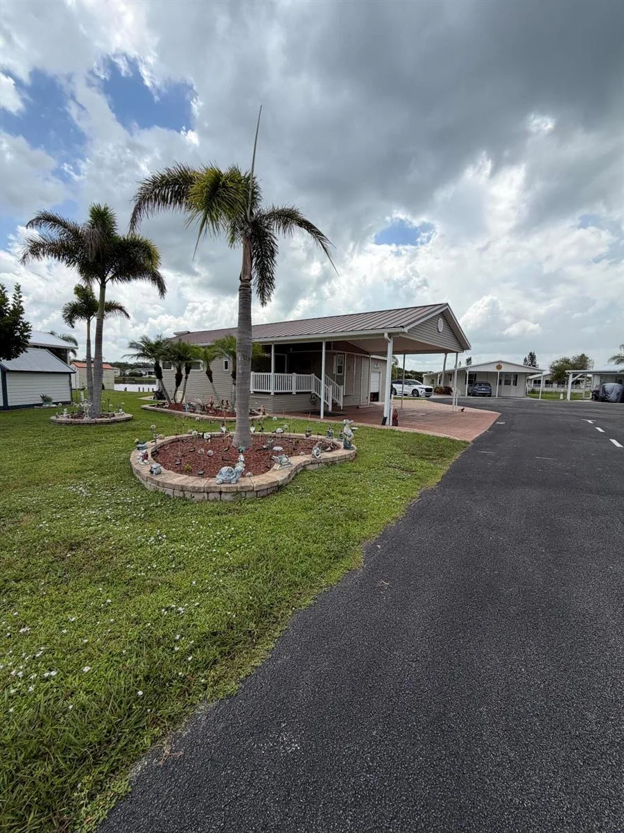 13801 US-441 # 146, Okeechobee, FL 34974 photo 2