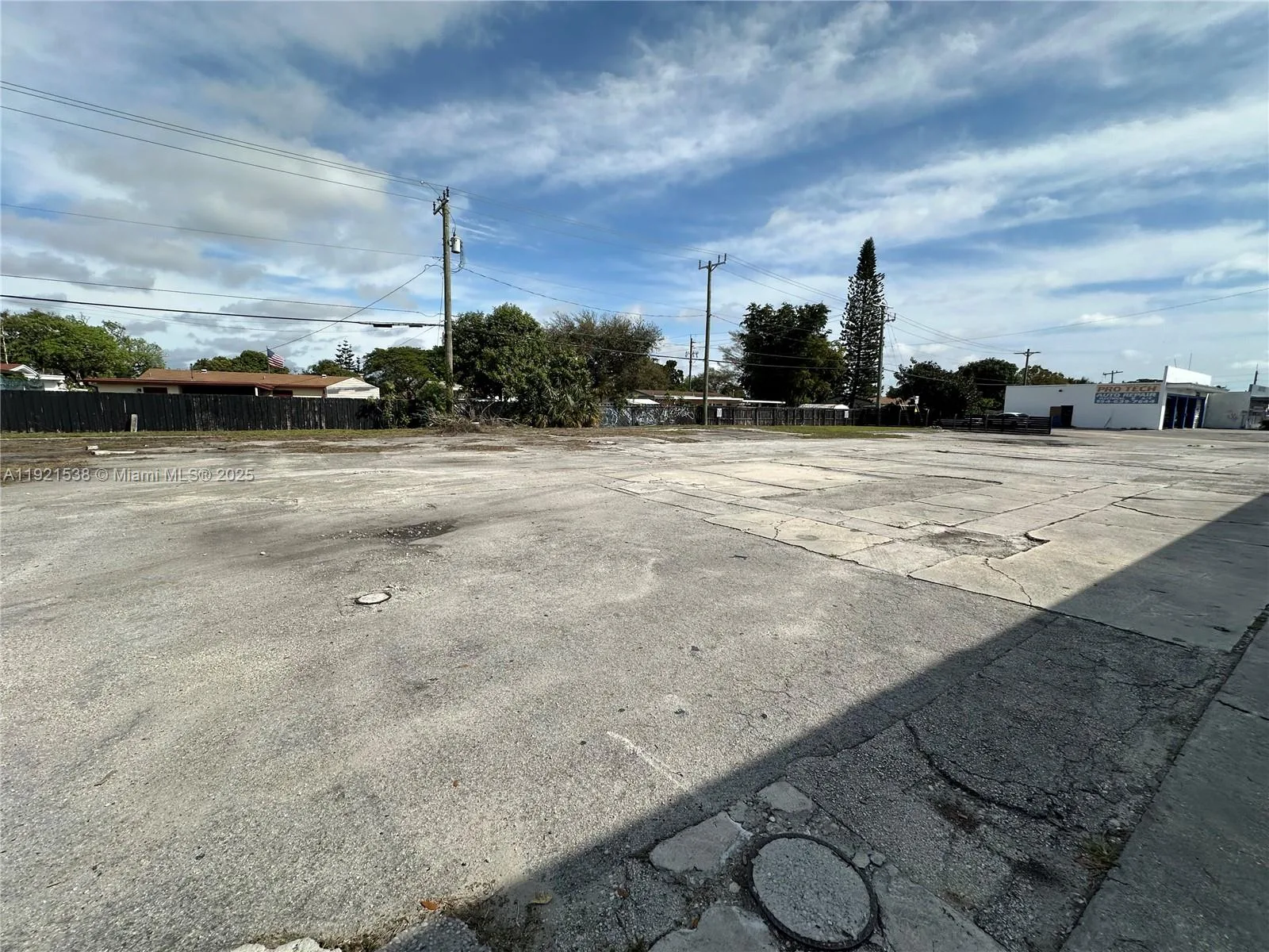 6501 Pembroke Rd, Hollywood, FL 33023 photo 2