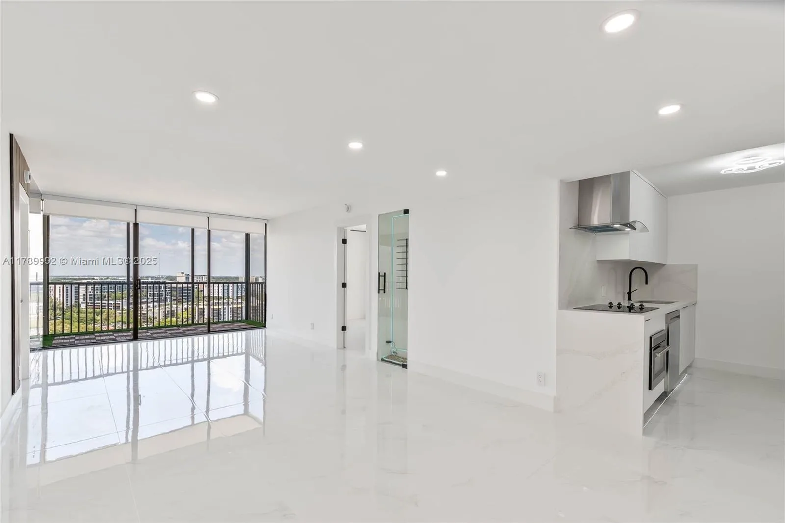 20335 W Country Club Dr # 1902, Aventura, FL 33180
