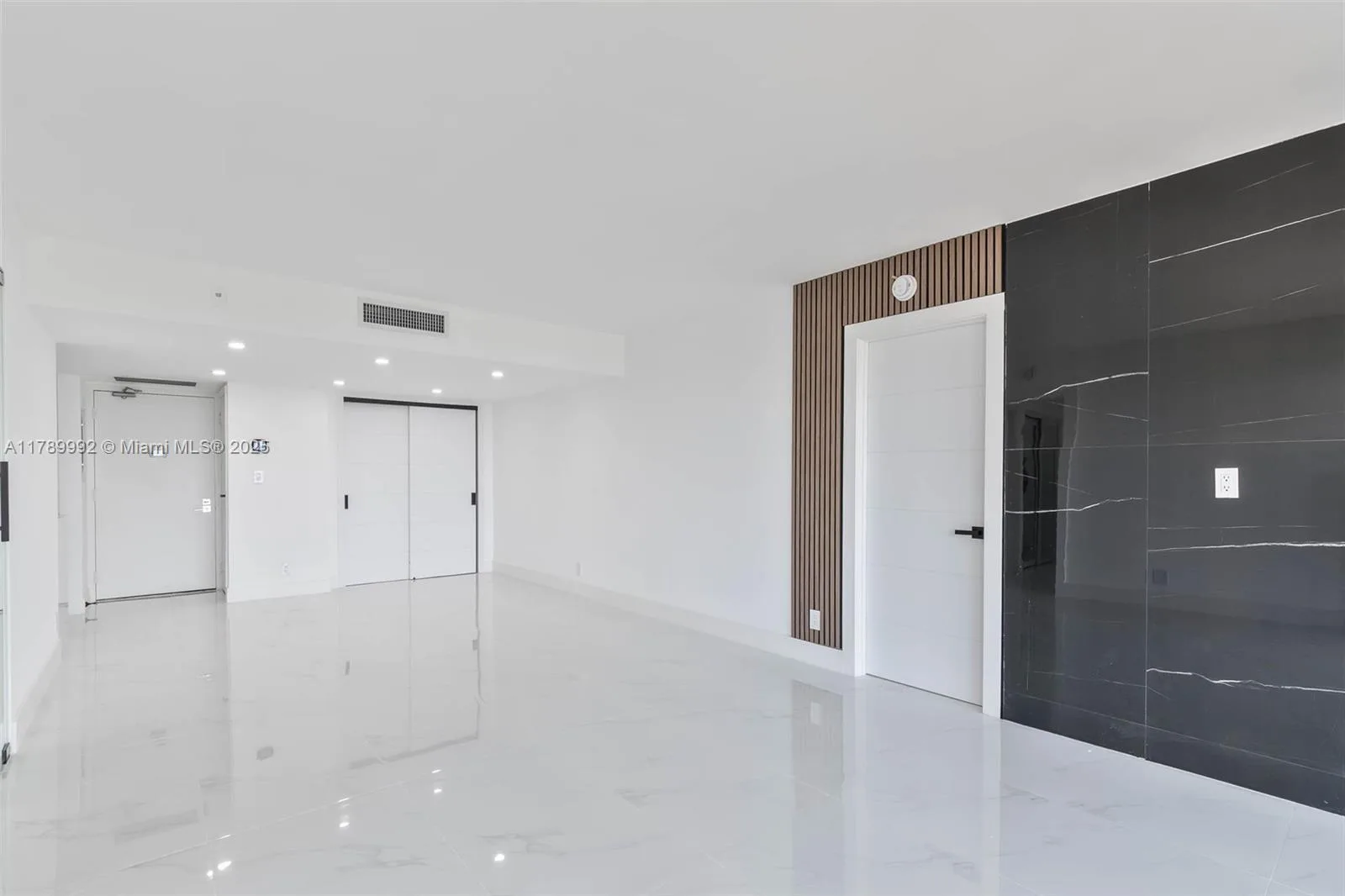 20335 W Country Club Dr # 1902, Aventura, FL 33180 photo 4