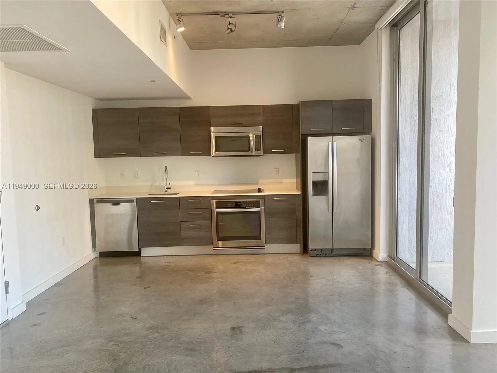 151 SE 1st St # 1108, Miami, FL 33131 photo 8