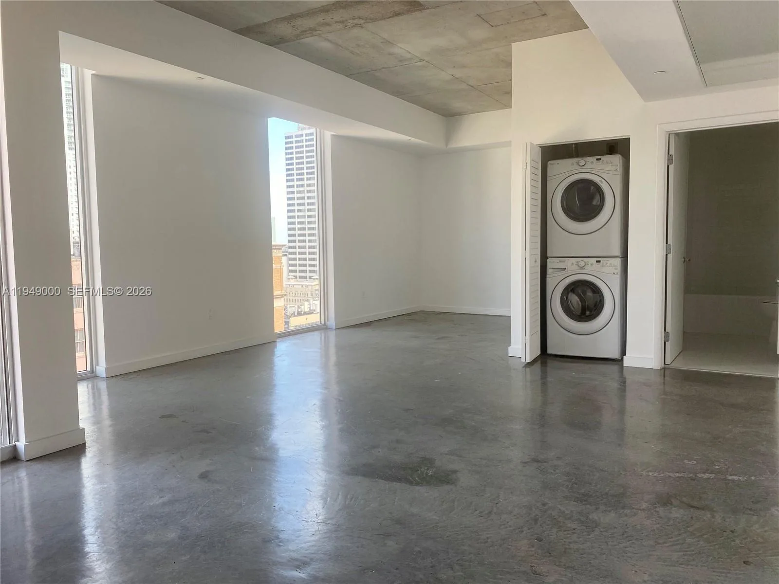 151 SE 1st St # 1108, Miami, FL 33131 photo 9