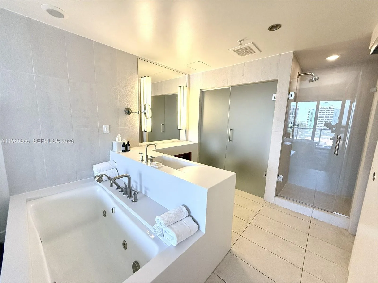 3101 Bayshore Dr # 704, Fort Lauderdale, FL 33304 photo 5