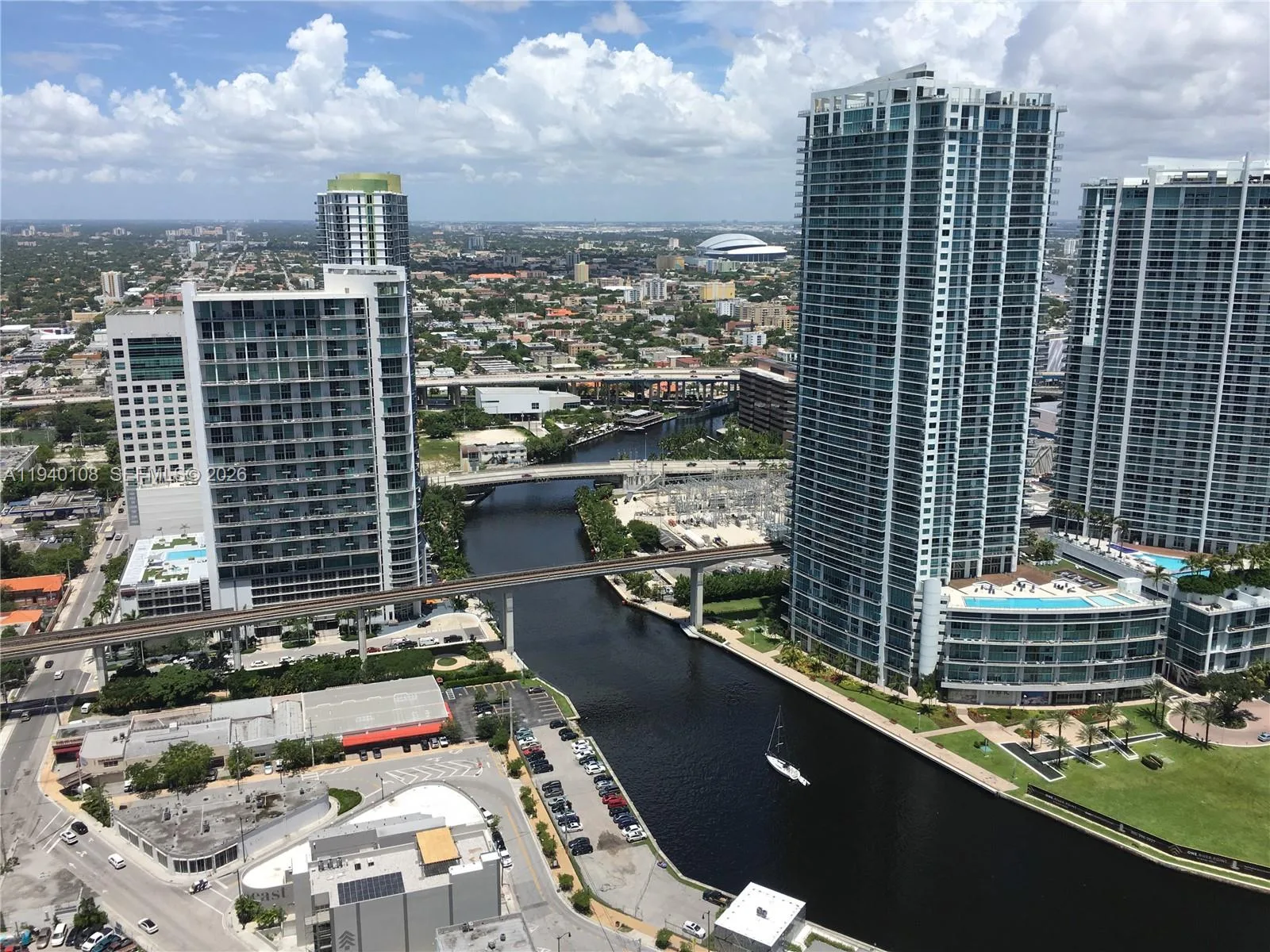 68 SE 6th St # 3708, Miami, FL 33131