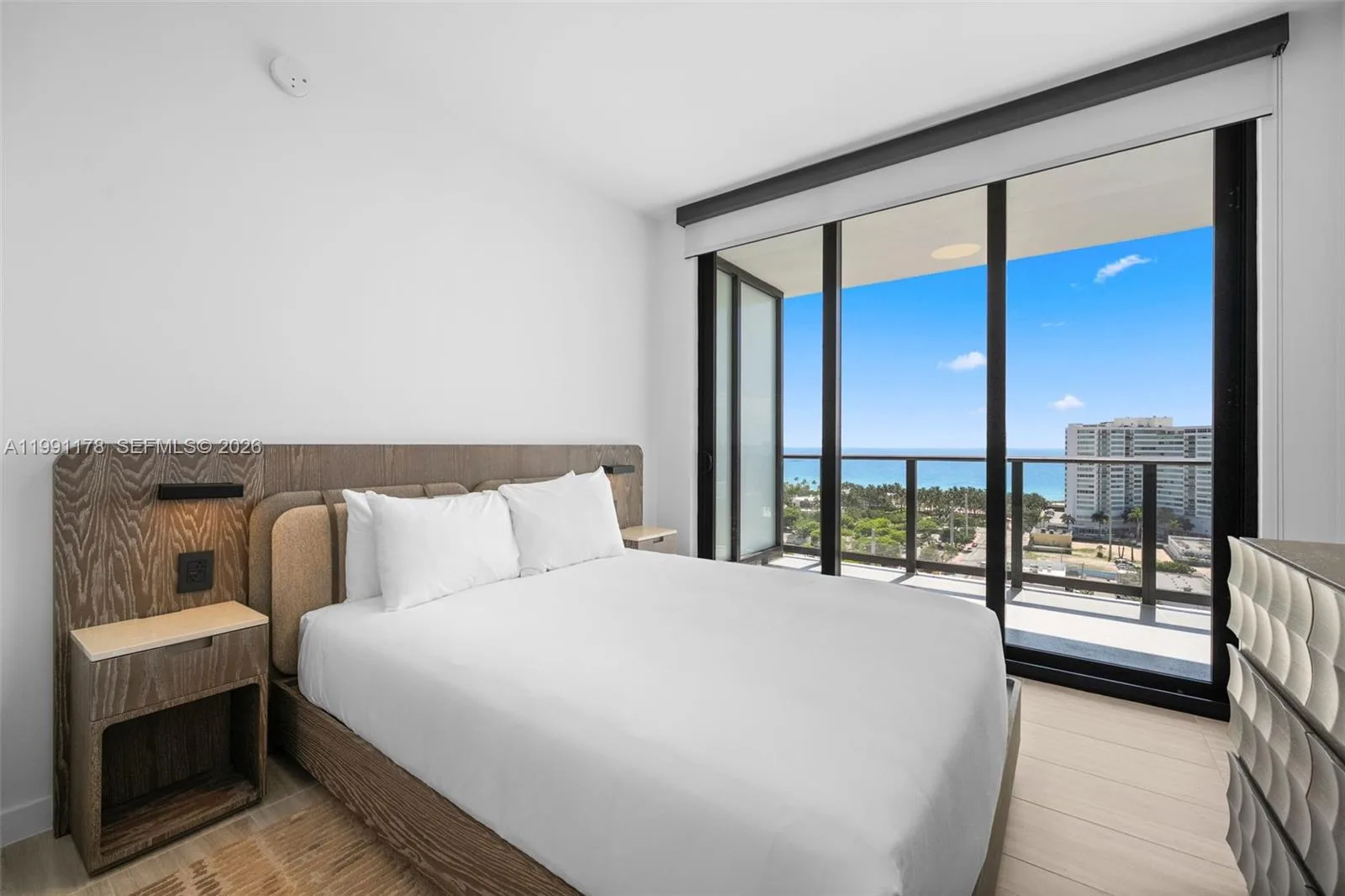 580 72nd St # 1402, Miami Beach, FL 33141 photo 9