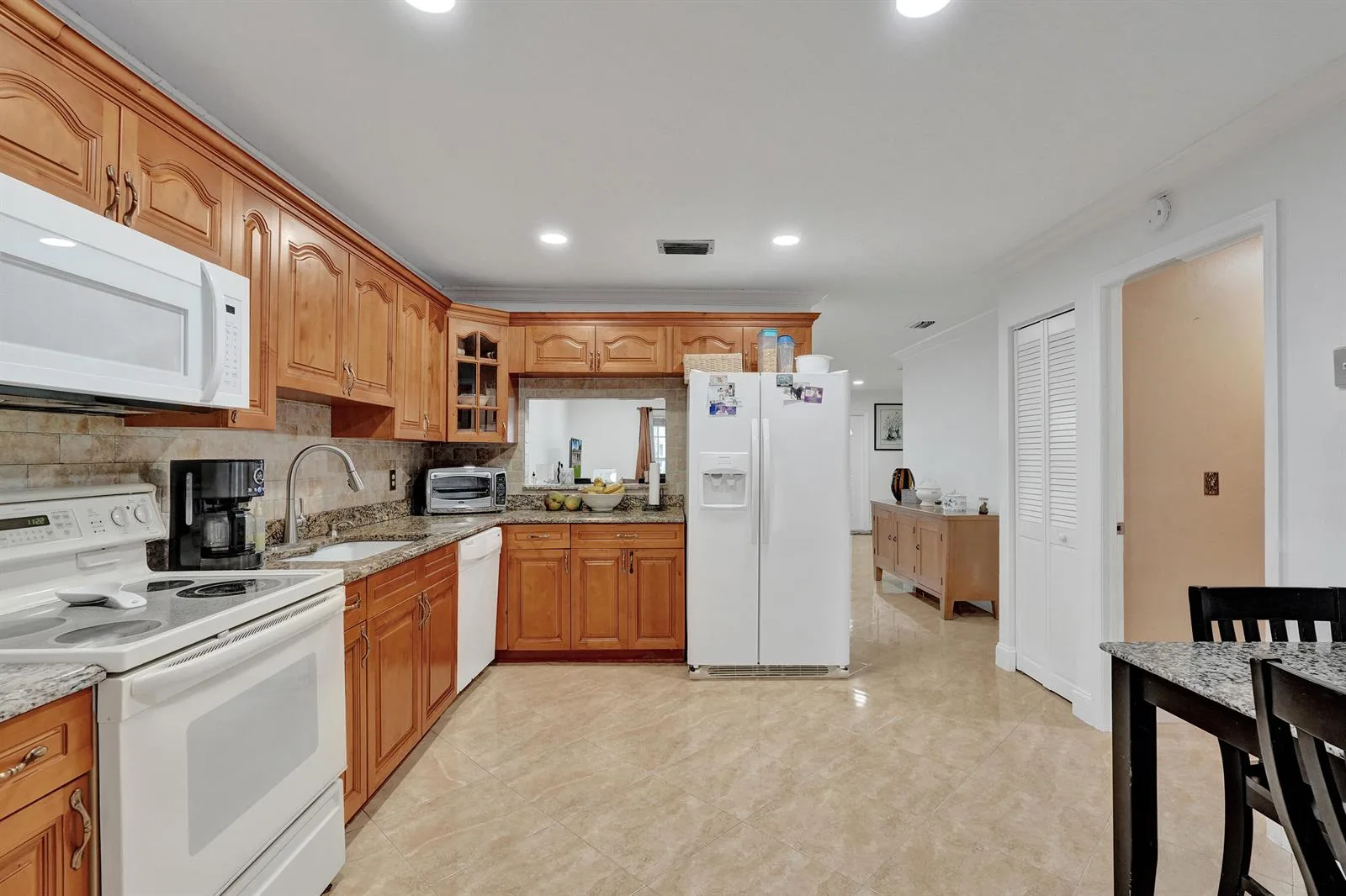 6134 E Wauconda Way E, Lake Worth, FL 33463 photo 10