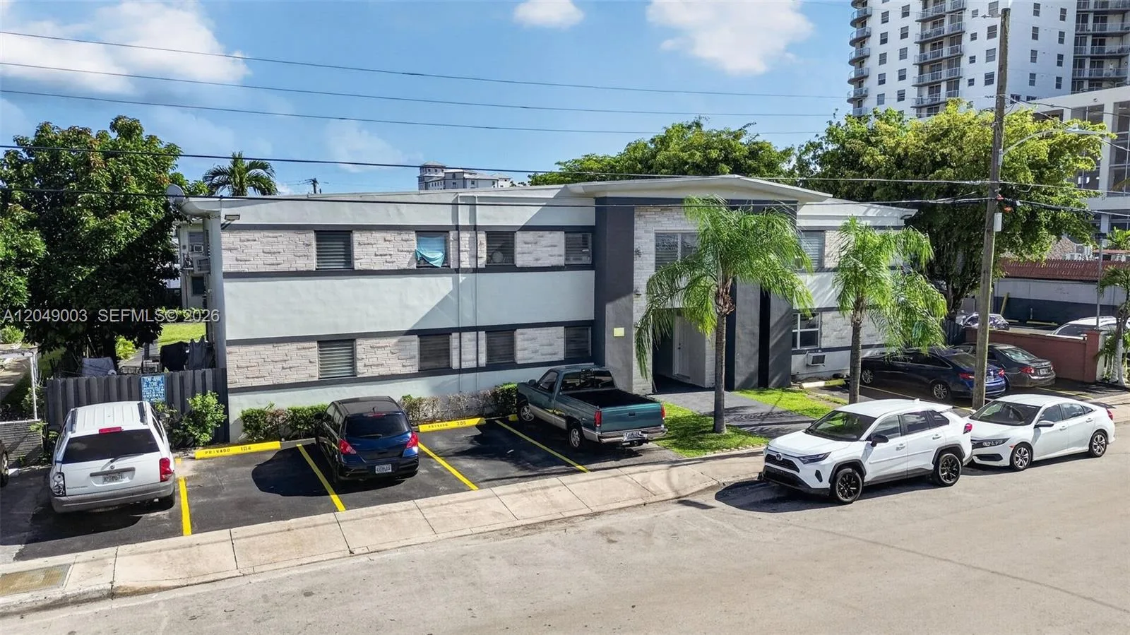 2170 NW Flagler Ter, Miami, FL 33125 photo 2