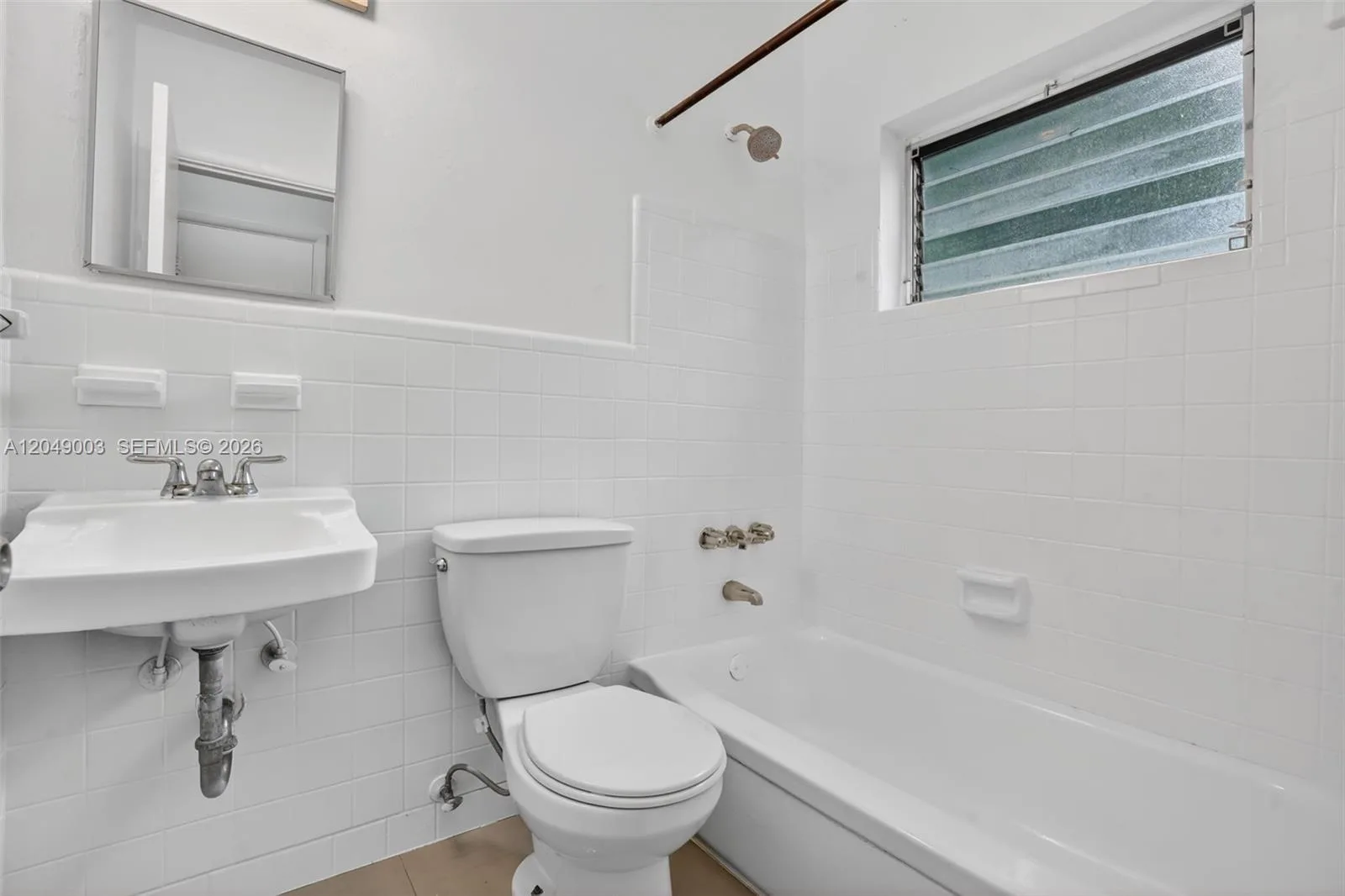 2170 NW Flagler Ter, Miami, FL 33125 photo 9