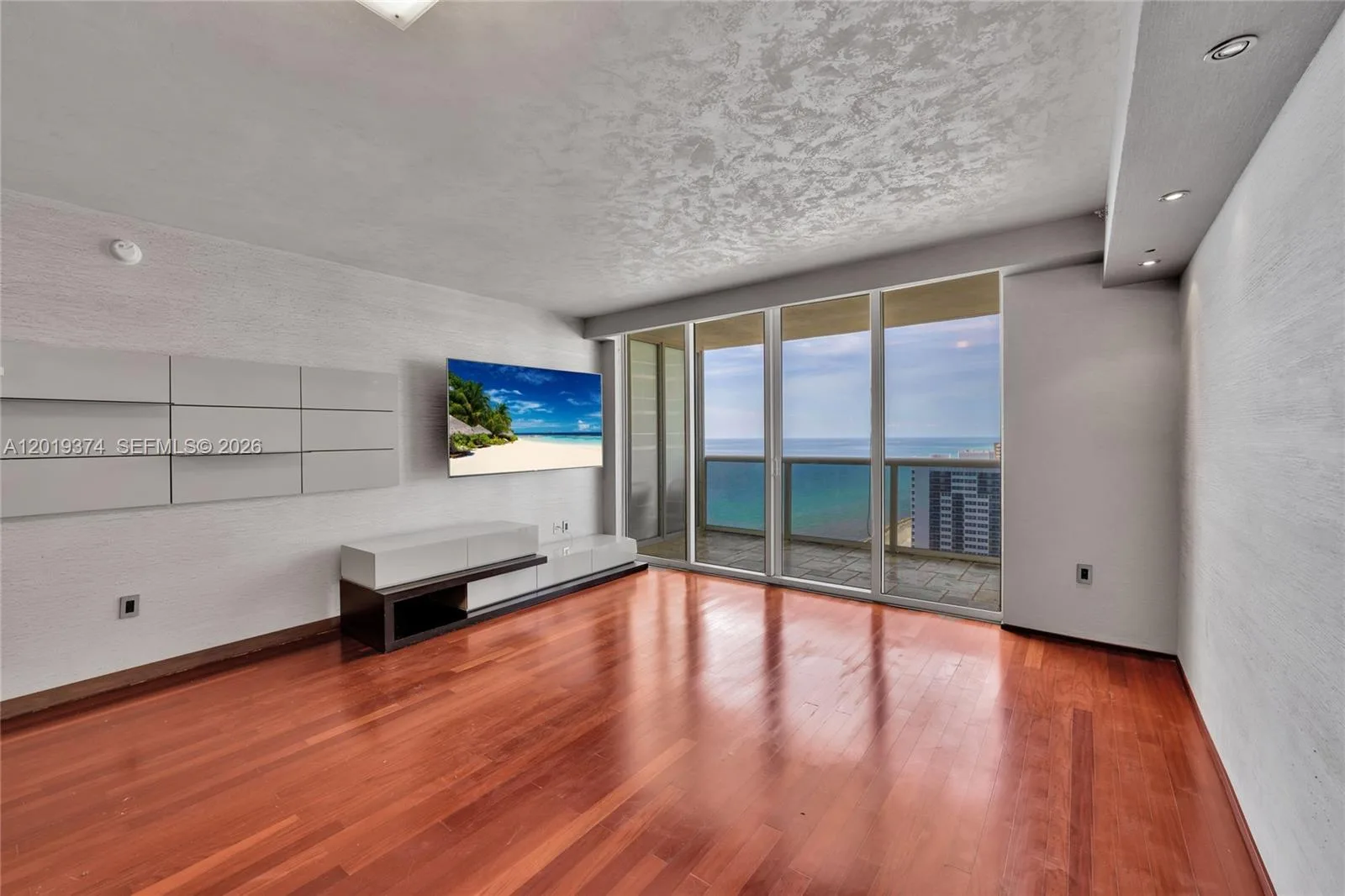 1830 S Ocean Dr # 2705, Hallandale Beach, FL 33009 photo 11