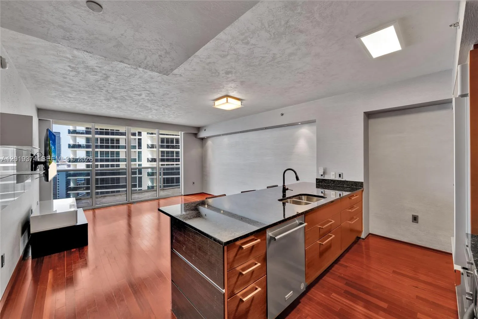 1830 S Ocean Dr # 2705, Hallandale Beach, FL 33009 photo 5