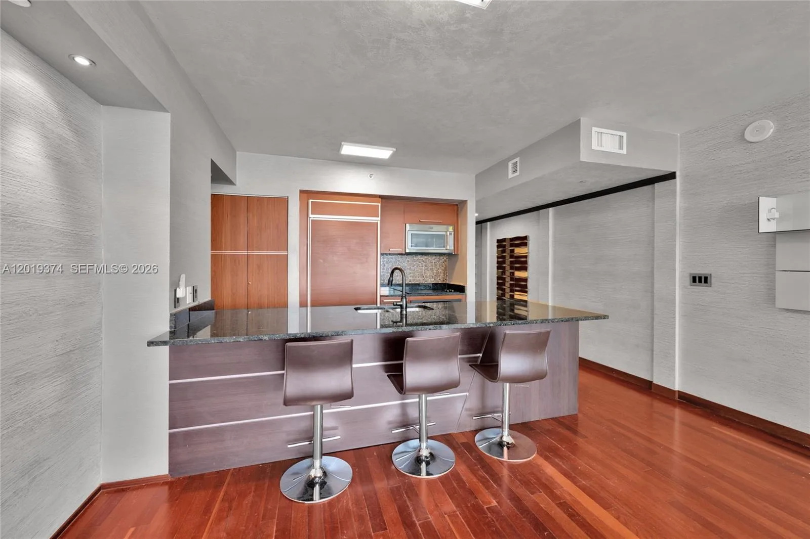 1830 S Ocean Dr # 2705, Hallandale Beach, FL 33009 photo 9