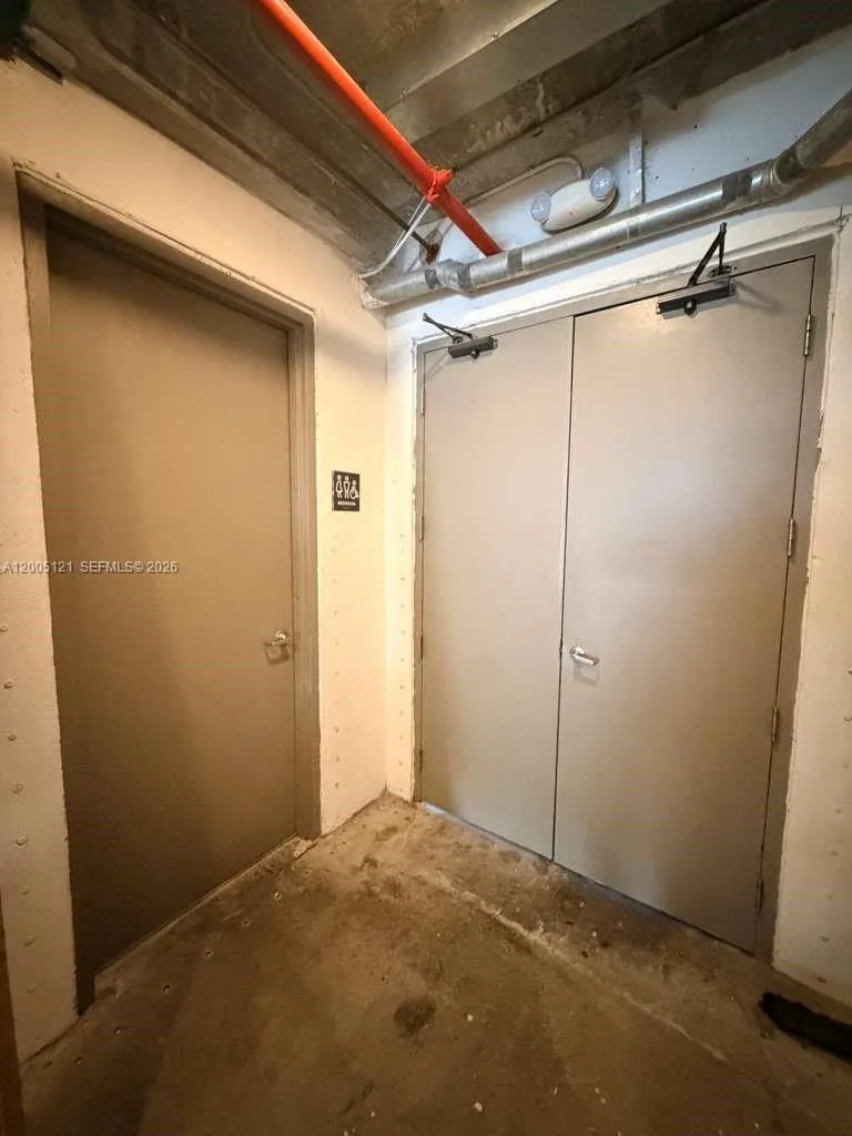 538 Meridian Ave, Miami Beach, FL 33139 photo 4