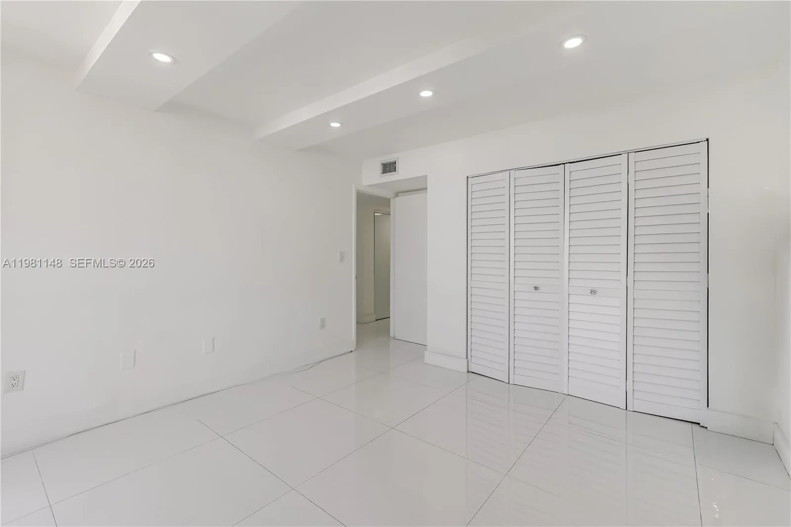 8101 Byron Ave # 509, Miami Beach, FL 33141 photo 11