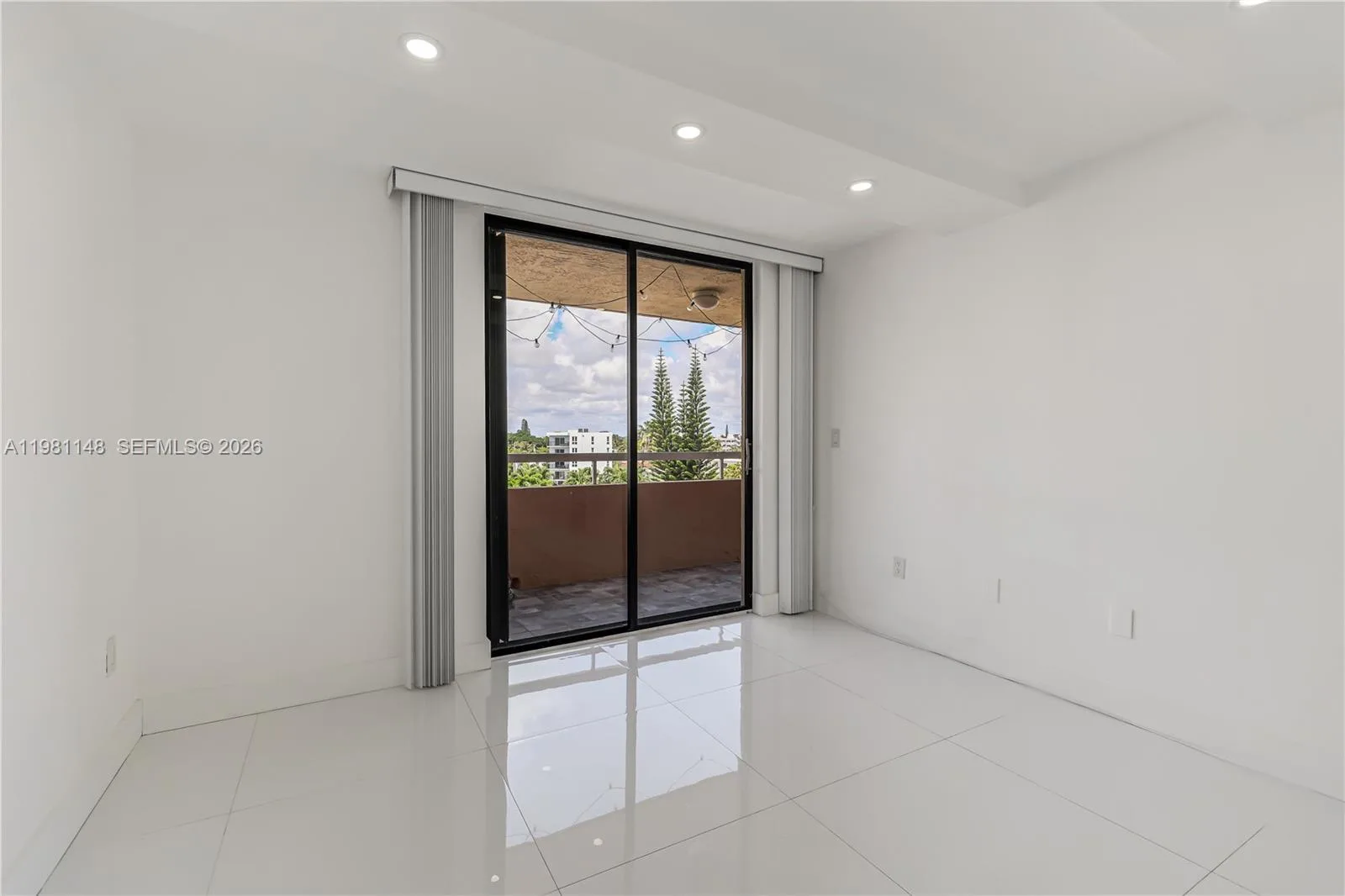 8101 Byron Ave # 509, Miami Beach, FL 33141 photo 12