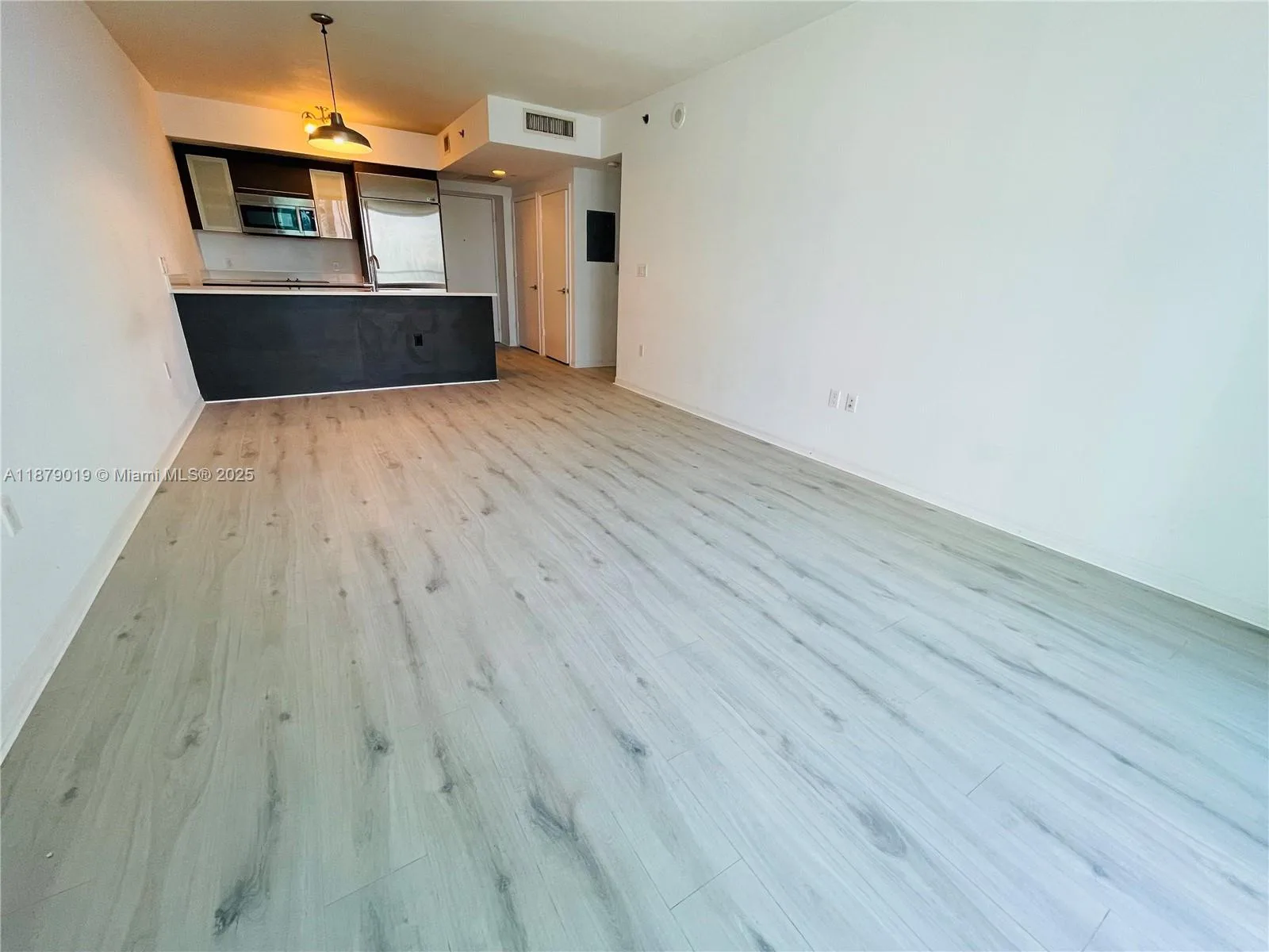 55 SE 6th St # 3104, Miami, FL 33131 photo 8