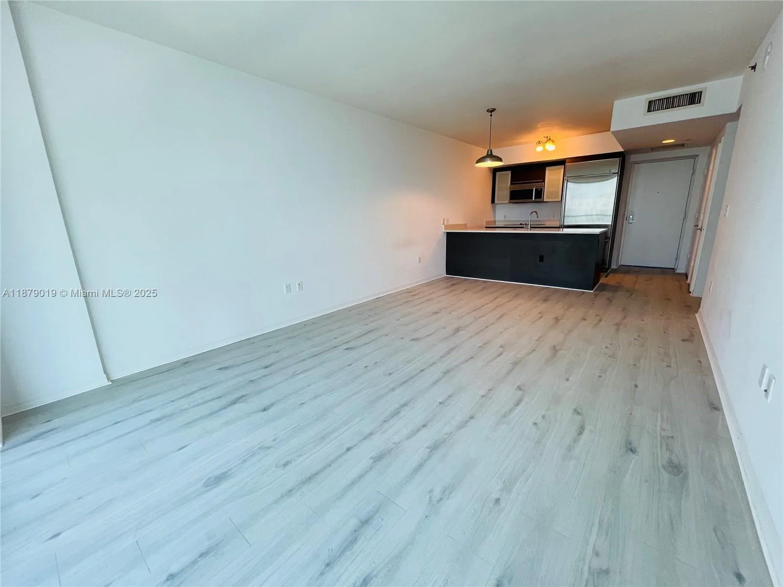55 SE 6th St # 3104, Miami, FL 33131 photo 9