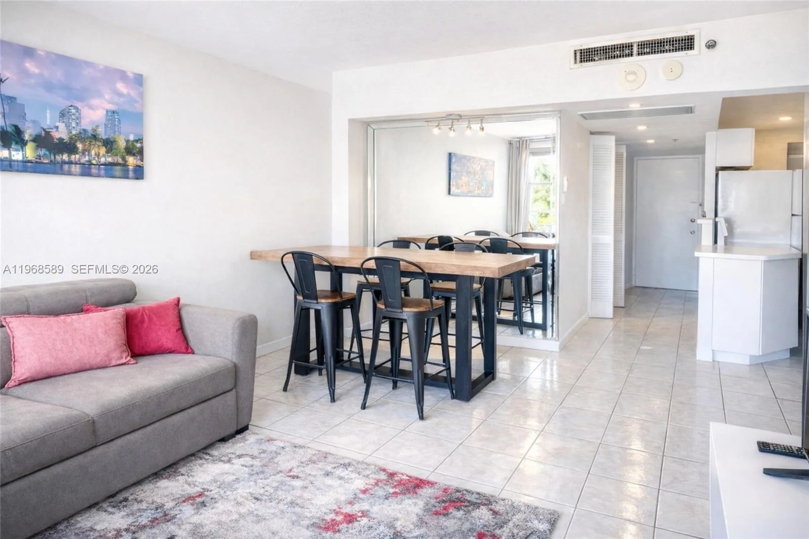 100 Lincoln Rd # 415, Miami Beach, FL 33139 photo 2