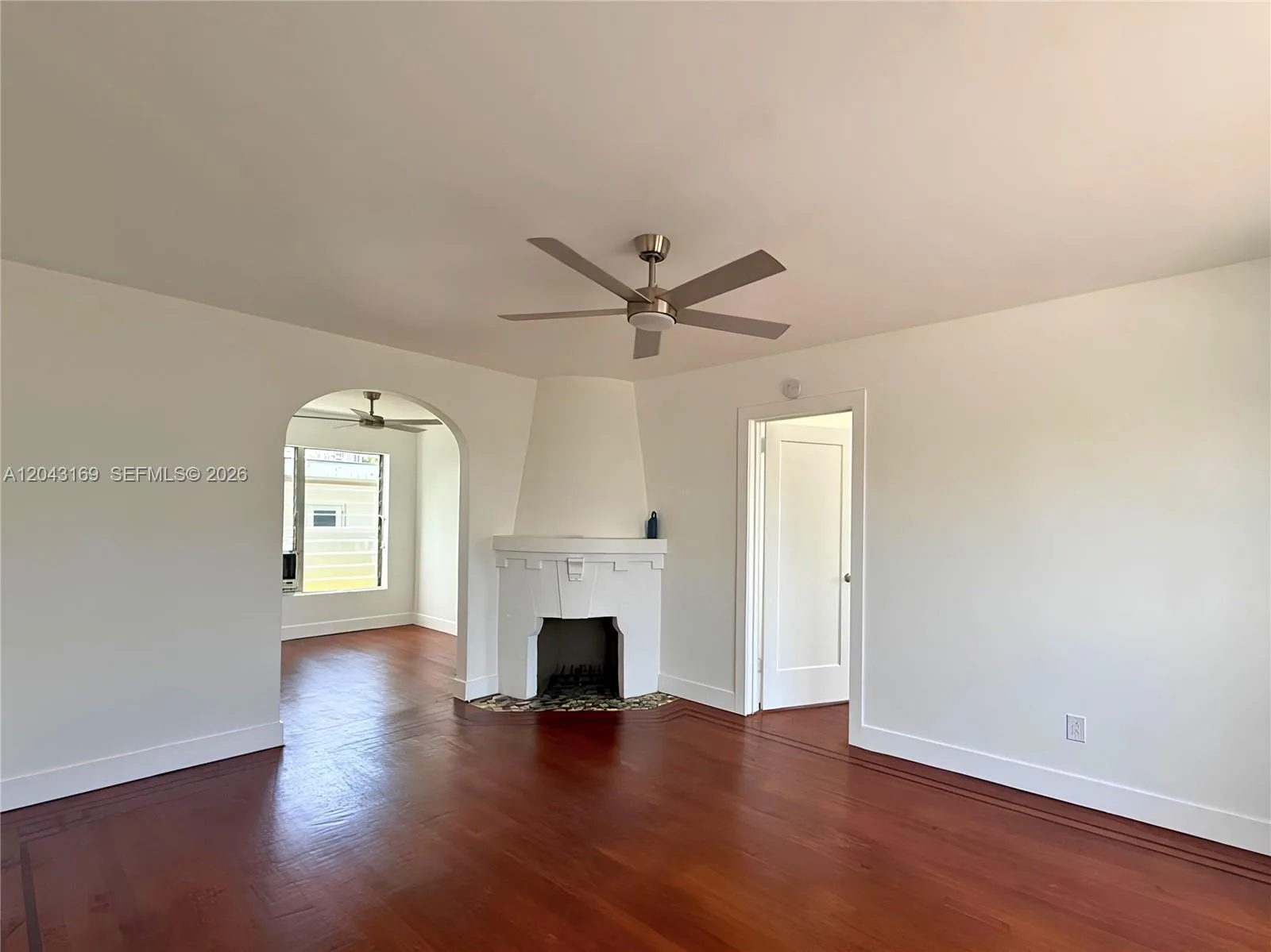 641 10th St # 7, Miami Beach, FL 33139 photo 3