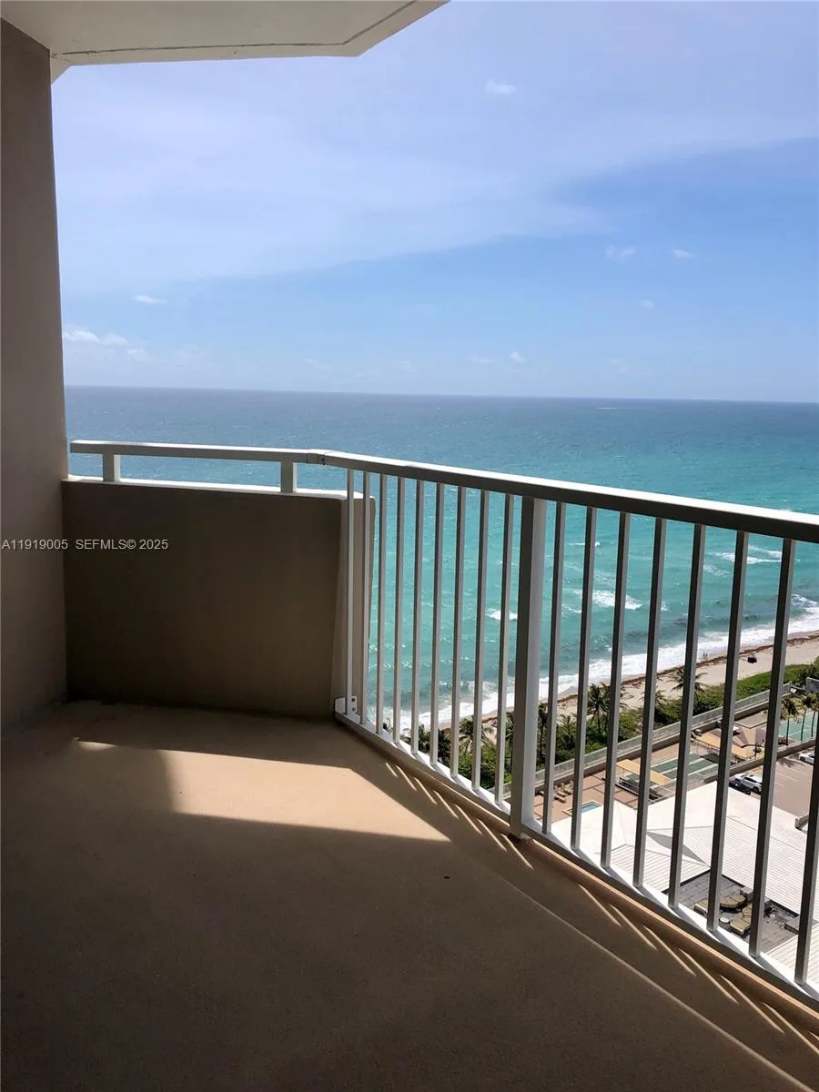 1950 S Ocean Dr # 20A, Hallandale Beach, FL 33009