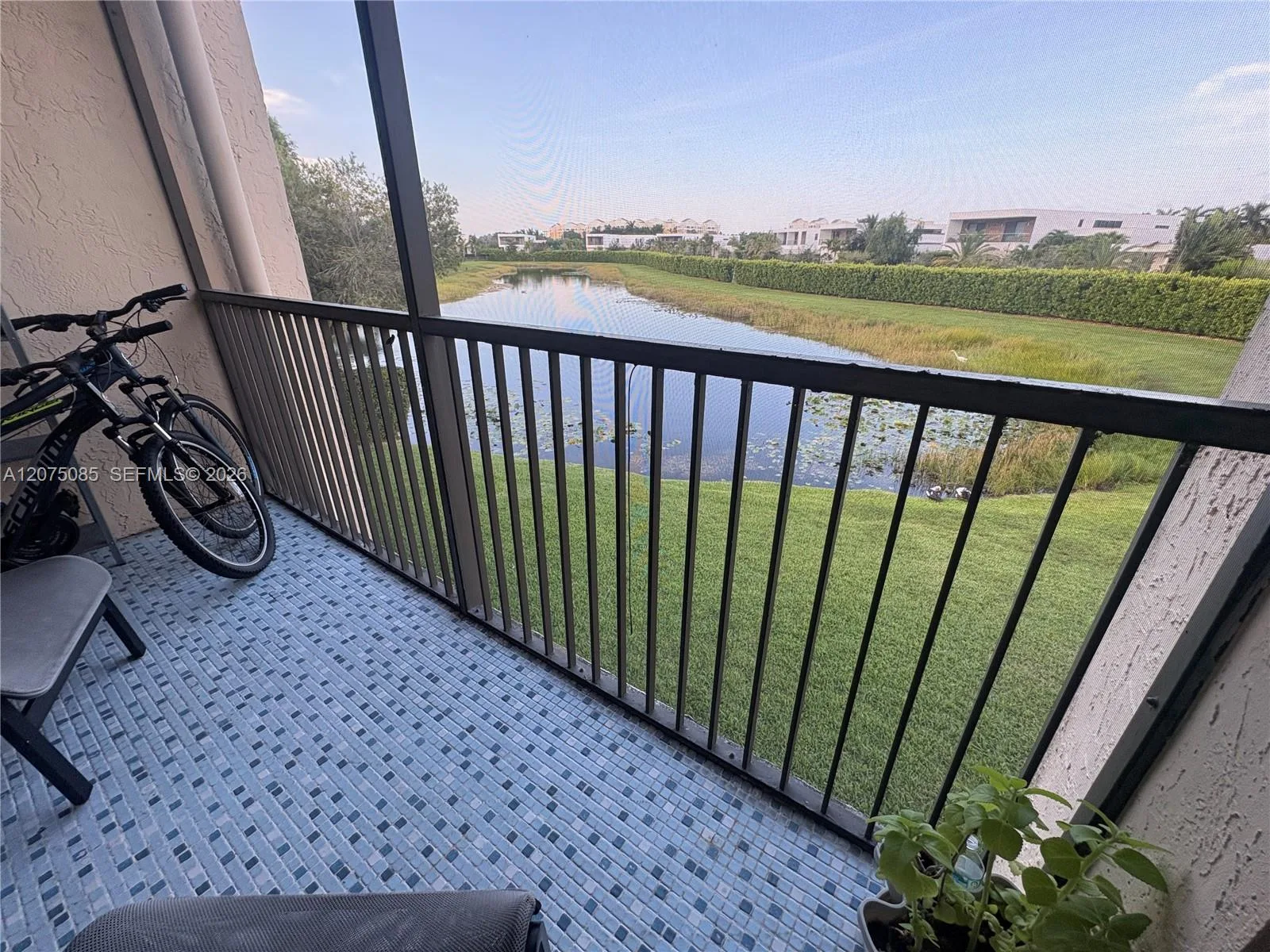 16471 Blatt Blvd # 203, Weston, FL 33326