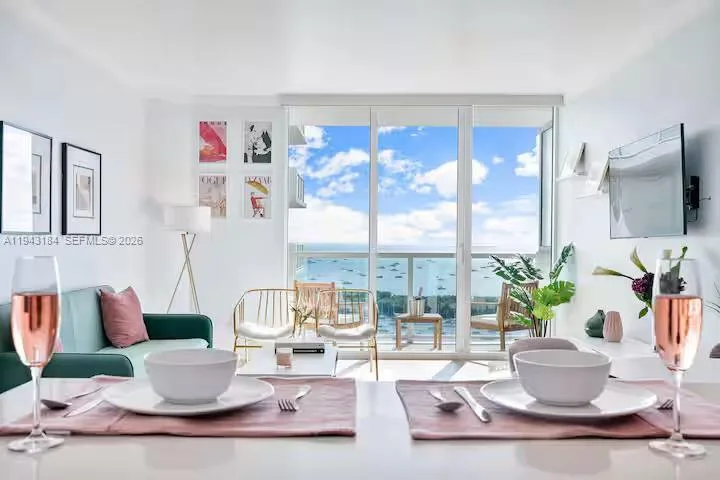 2889 Mcfarlane Rd # 1614, Miami, FL 33133