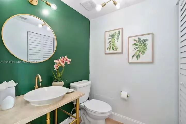 2889 Mcfarlane Rd # 1614, Miami, FL 33133 photo 6