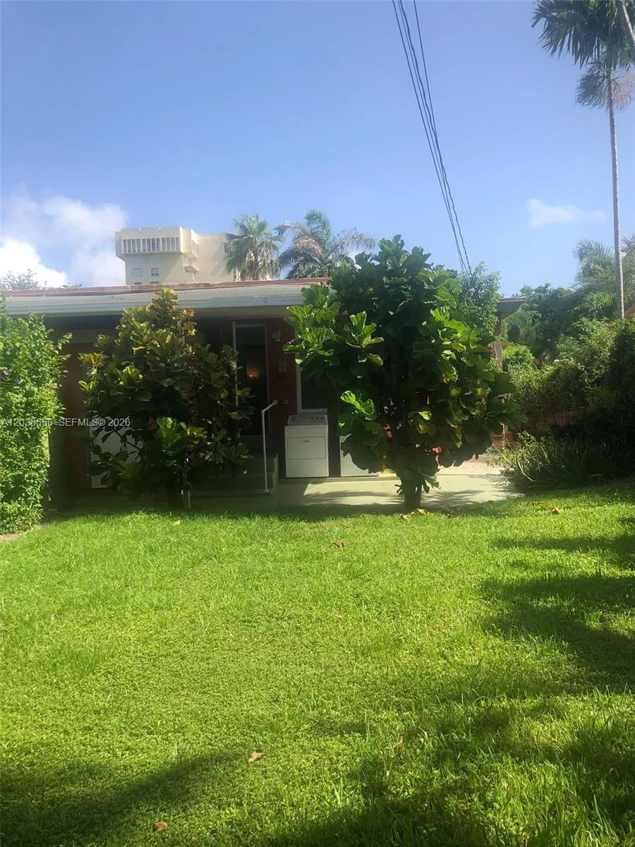 1612 NE 110th Ter # 0, Miami, FL 33161 photo 4